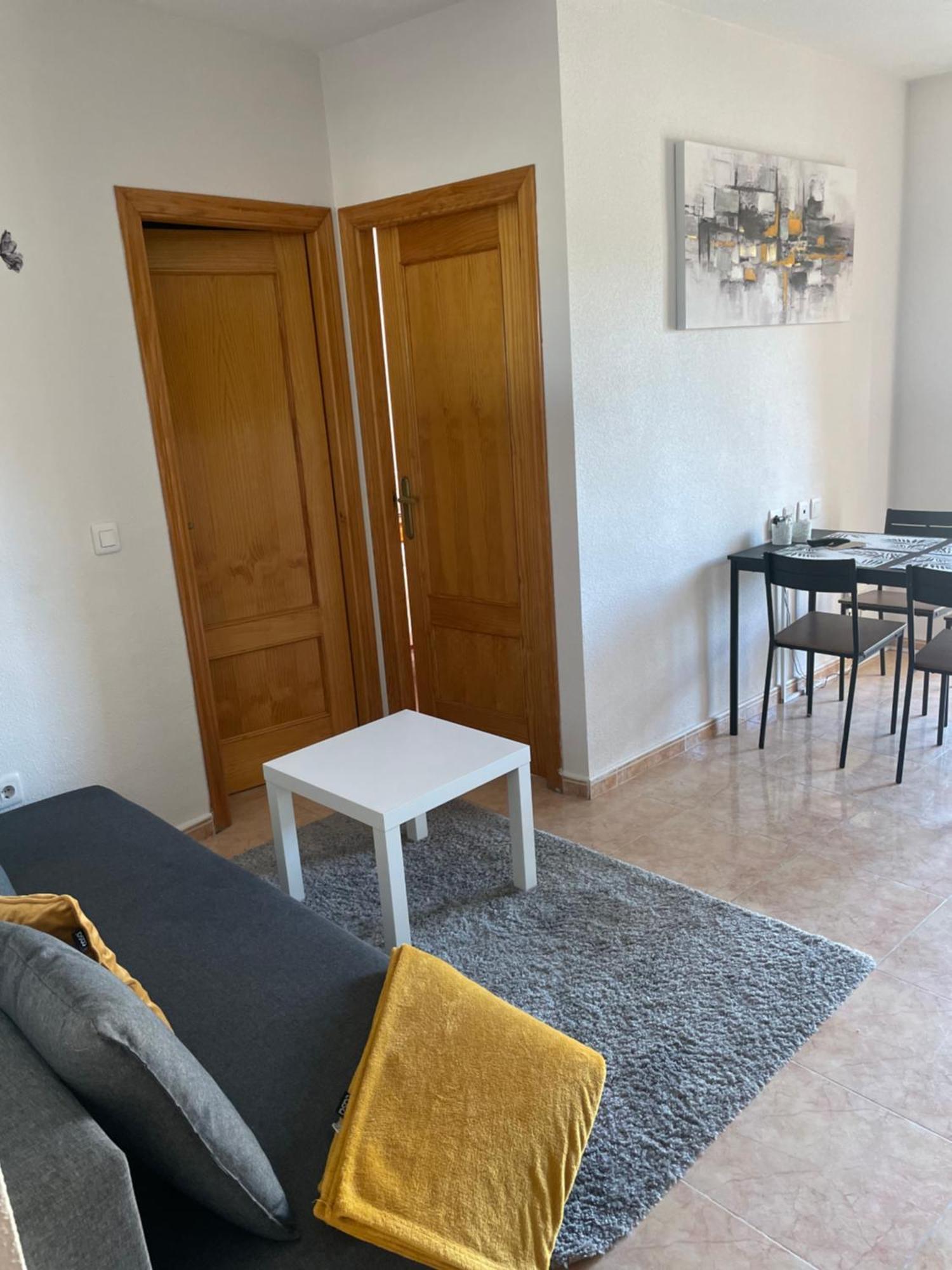 Nice Apartment Near The Park Τορεβιέχα Εξωτερικό φωτογραφία